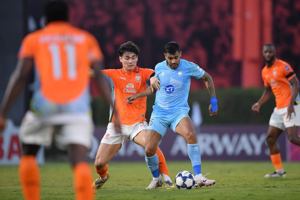 Ratchaburi vs Nam Dinh 3.jpg