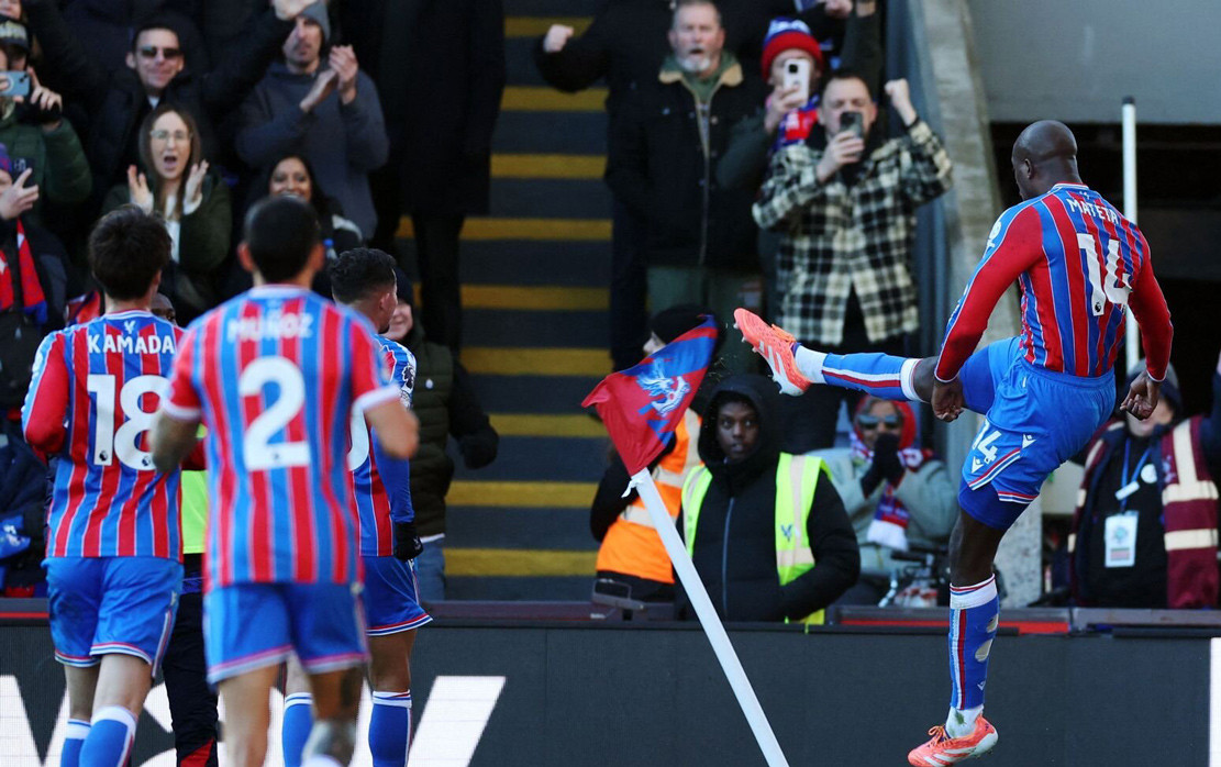 resources_premierleague_pulselive_com 2025 11 30T123803Z_1464813084_UP1ELBU0Z3E5O_RTRMADP_3_SOCCER ENGLAND CRY MUN (1).jpg