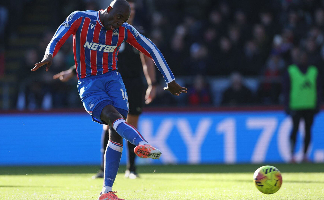 resources_premierleague_pulselive_com 2025 11 30T123803Z_1464813084_UP1ELBU0Z3E5O_RTRMADP_3_SOCCER ENGLAND CRY MUN.jpg