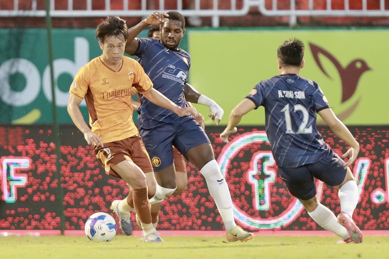 HAGL Thanh Hoa 2.jpg