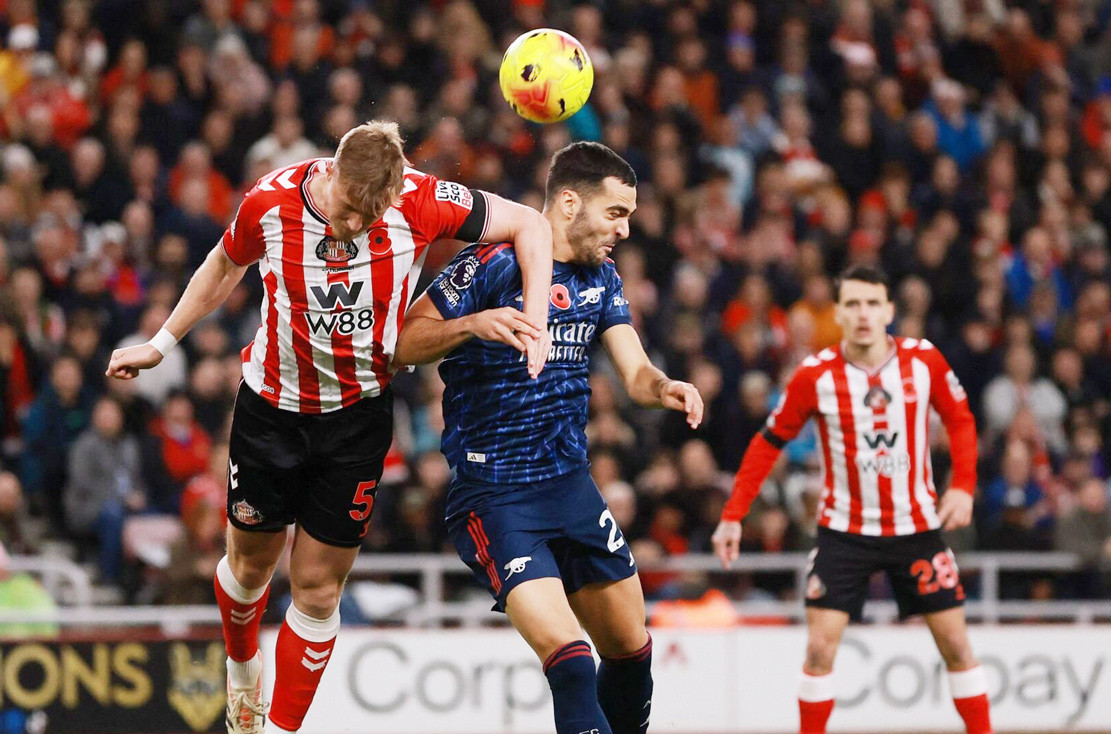 resources_premierleague_pulselive_com 2025 11 08T173946Z_1589073892_UP1ELB81D29UM_RTRMADP_3_SOCCER ENGLAND SUN ARS.jpg