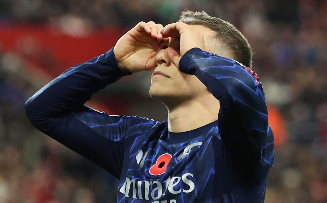 resources_premierleague_pulselive_com 2025 11 08T191232Z_2090796675_UP1ELB81HCV3B_RTRMADP_3_SOCCER ENGLAND SUN ARS (1).jpg