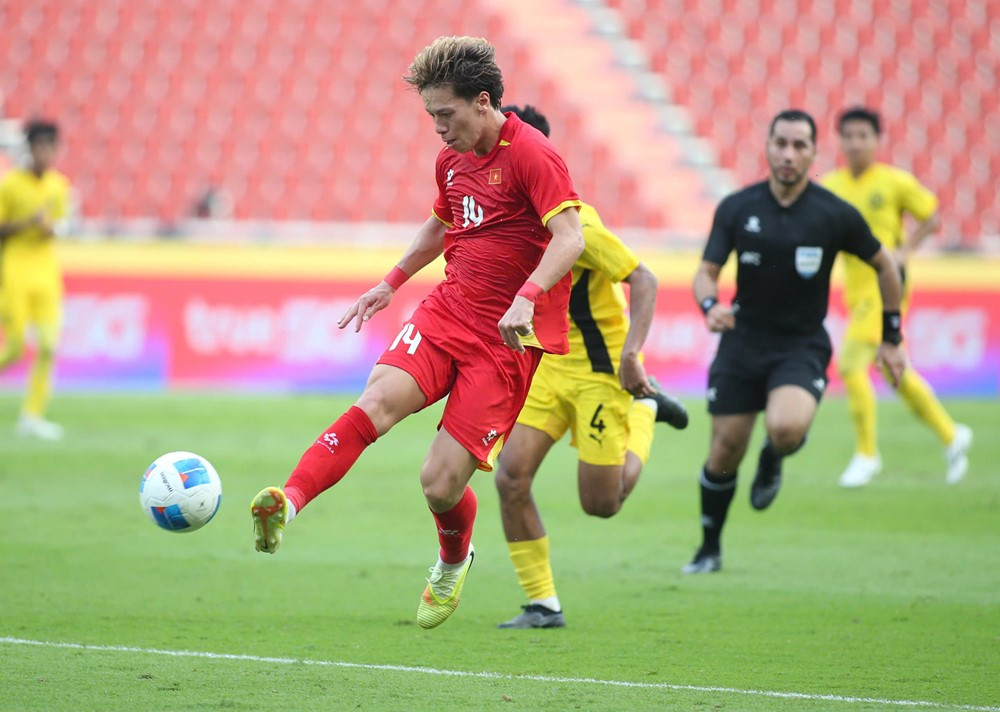 U22 Viet Nam viktor le.jpg