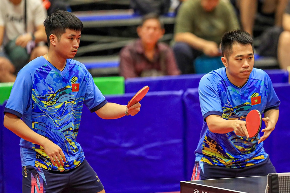 bong ban doi nam.jpg