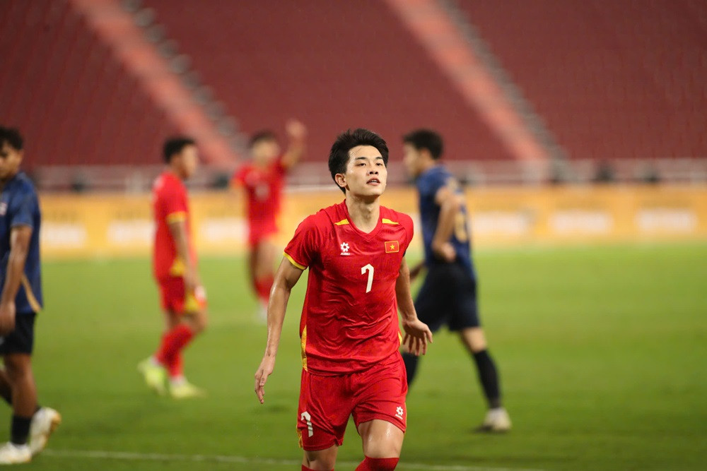 U22 Viet Nam vs U22 Tha Lan dinh bac 1.jpg