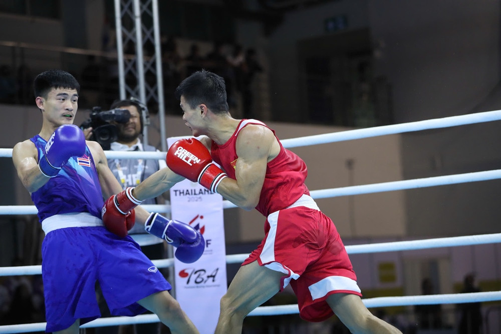 https://vms-files.vietnamnet.vn/vps_images/000001/000003/2025/12/19/van-duong-boxing-3-3380.jpg?width=0&s=toEcT8j4ITtgsnIEJbc1xQ