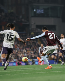 https://vms-files.vietnamnet.vn/vps_images/000001/000003/2025/12/22/aston-villa-vs-mu-2-373.jpg?width=0&s=9nwgbiDijHggiQazt2DRxQ