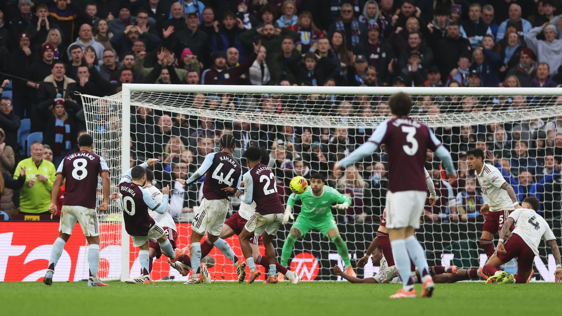 resources_premierleague_pulselive_com 2250328429 (1).jpg