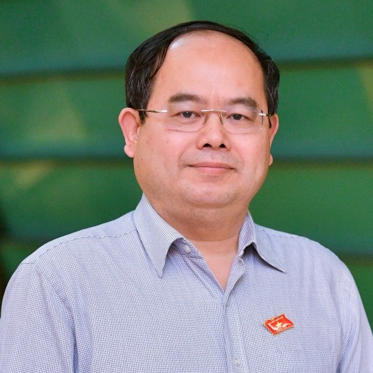 Ông Quản Minh Cường