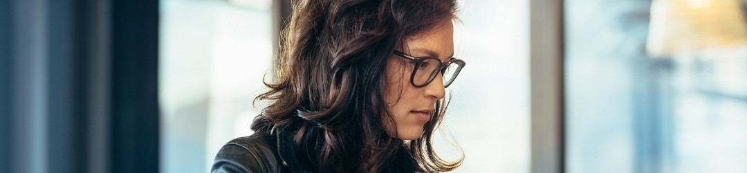 Nghề lạ, chị em hái ra tiền