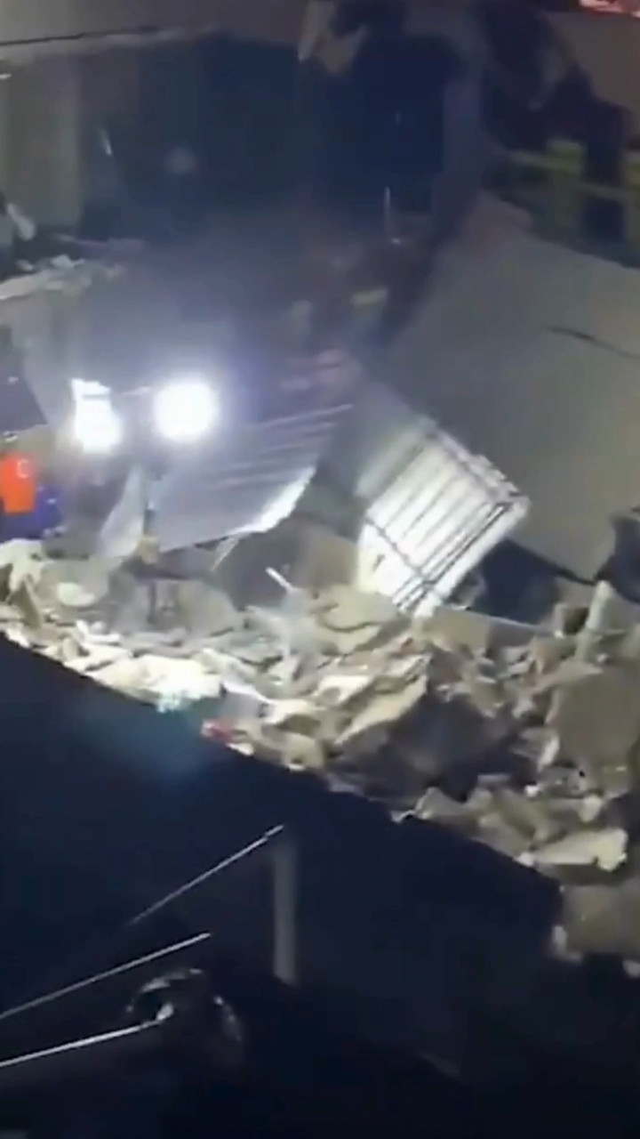 男性歌手、25人死亡の天井崩落から奇跡的に生還