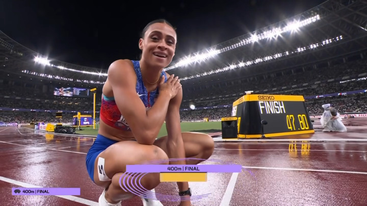 アメリカの女子陸上選手が39年ぶりに400メートル記録を更新