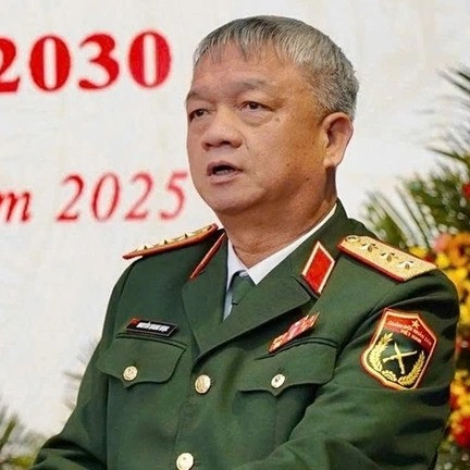 Ông Nguyễn Quang Ngọc