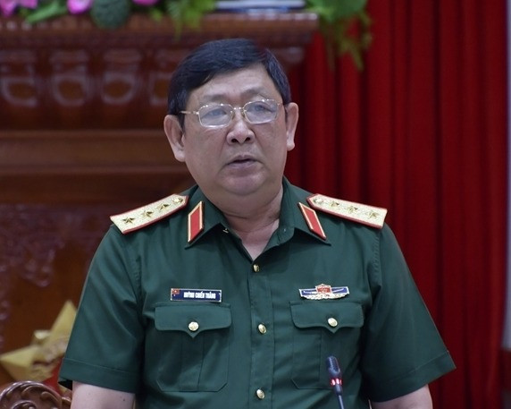 Ông Huỳnh Chiến Thắng