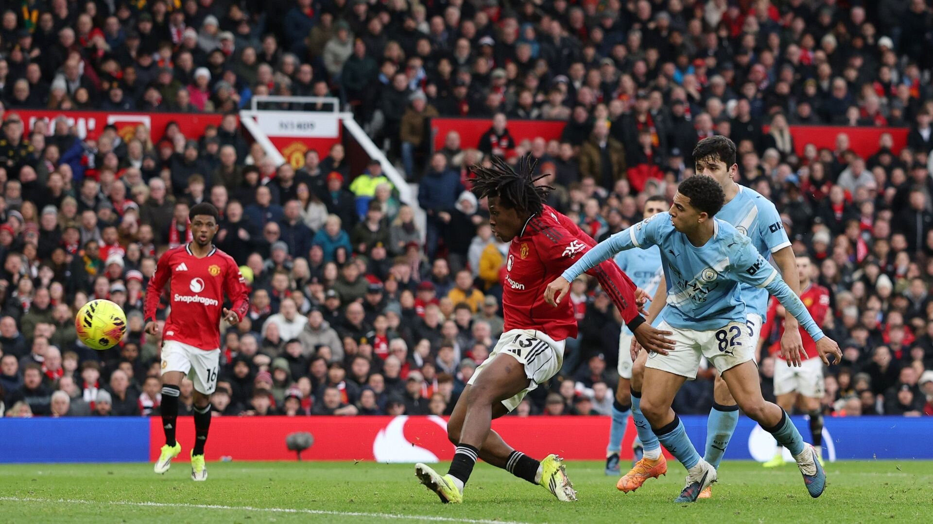 resources_premierleague_pulselive_com 2256743440.jpg