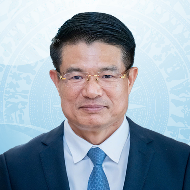 Ông Nguyễn Huy Tiến