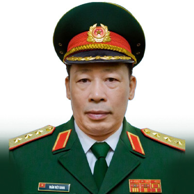 Ông Trần Việt Khoa