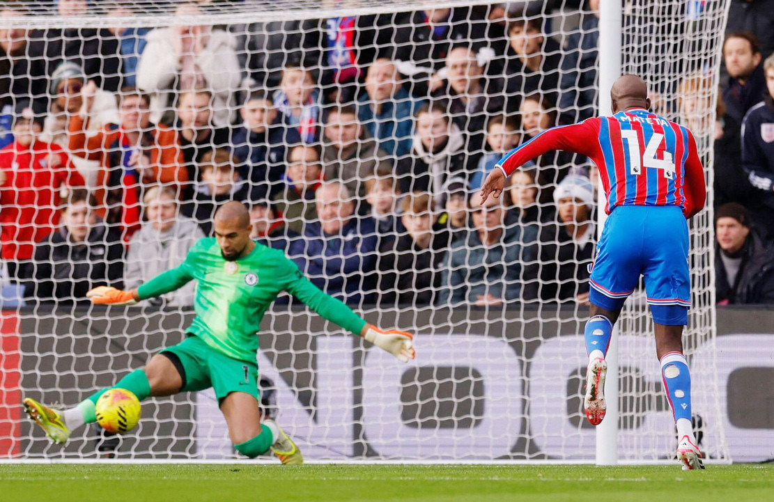 resources_premierleague_pulselive_com 2026 01 25T141007Z_1267571250_UP1EM1P13CTN4_RTRMADP_3_SOCCER ENGLAND CRY CHE.jpg