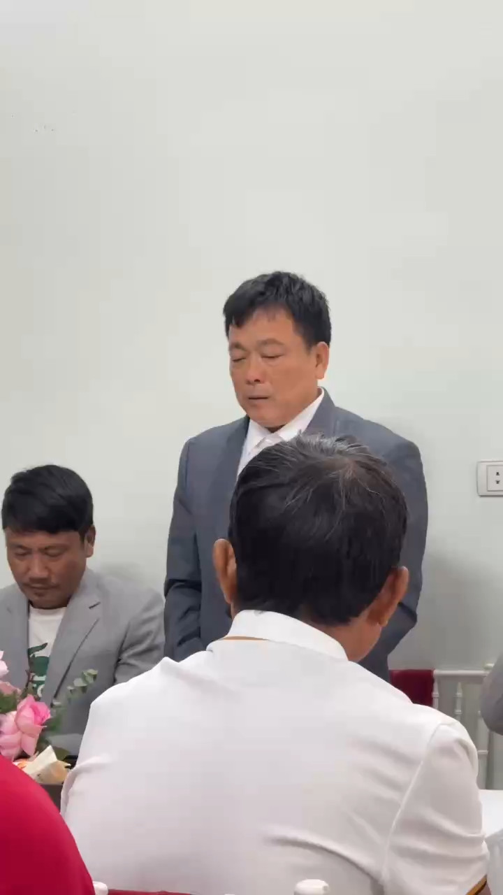 Ly hôn 3 năm rồi tái hợp, vợ chồng ở Thanh Hóa làm lễ ăn hỏi như lần đầu