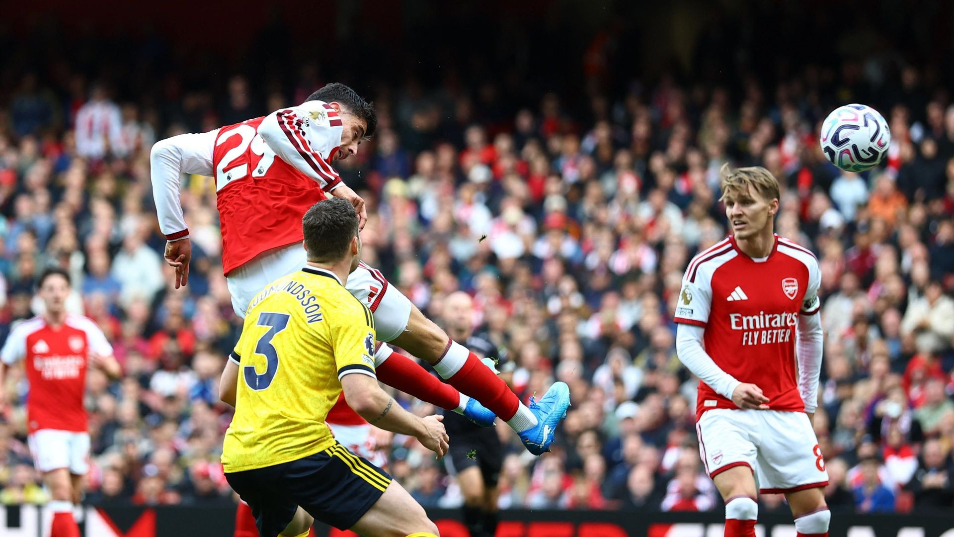 resources_premierleague_pulselive_com 2026 10 10T115340Z_1350874989_UP1EMAA0X1E1I_RTRMADP_3_SOCCER ENGLAND ARS LEE.jpg