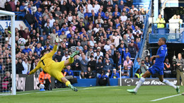 resources_premierleague_pulselive_com 2026 10 10T153207Z_37888550_UP1EMAA175IKX_RTRMADP_3_SOCCER ENGLAND CHE BOU (1).jpg