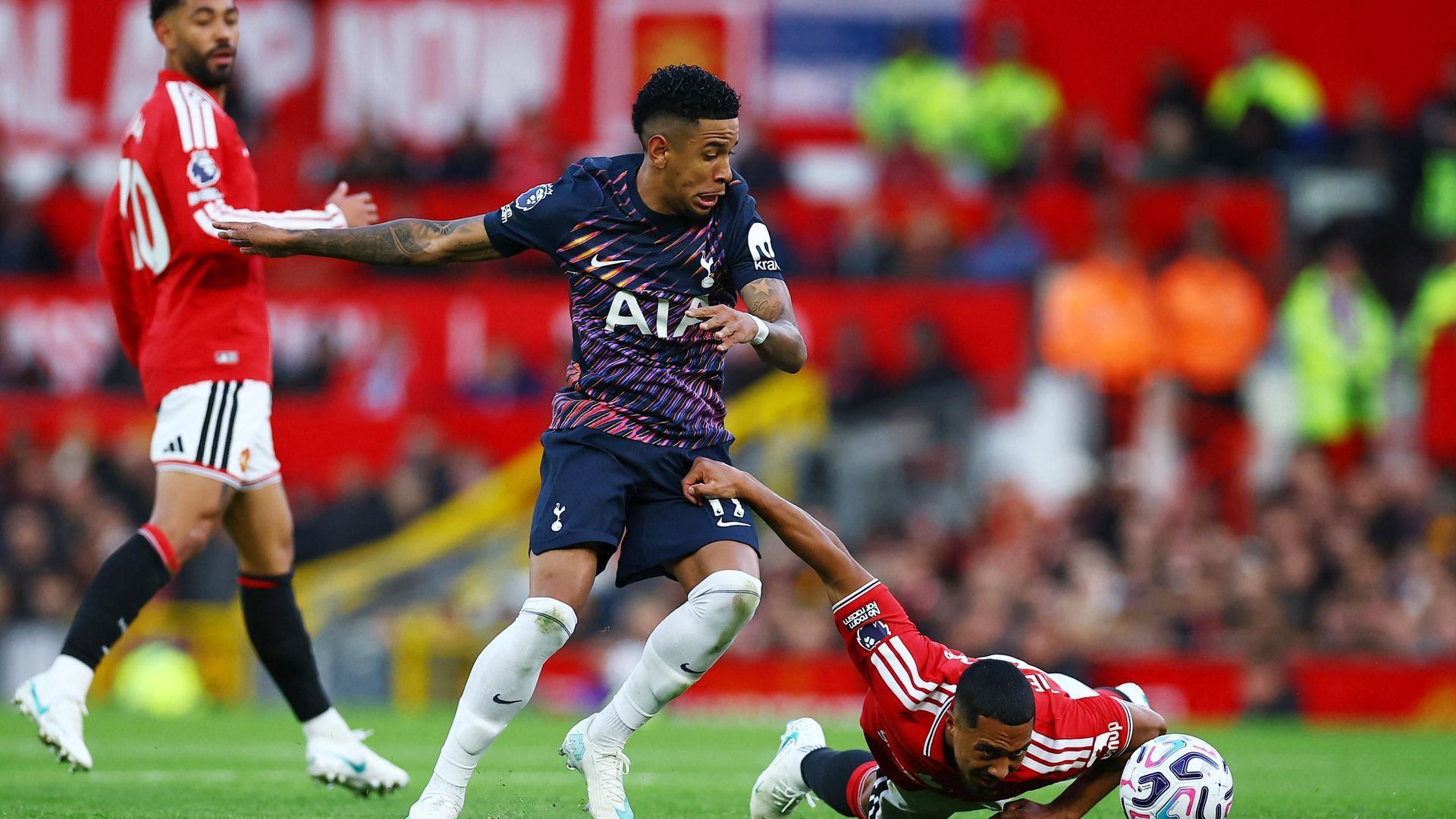 resources_premierleague_pulselive_com 2298975182.jpg