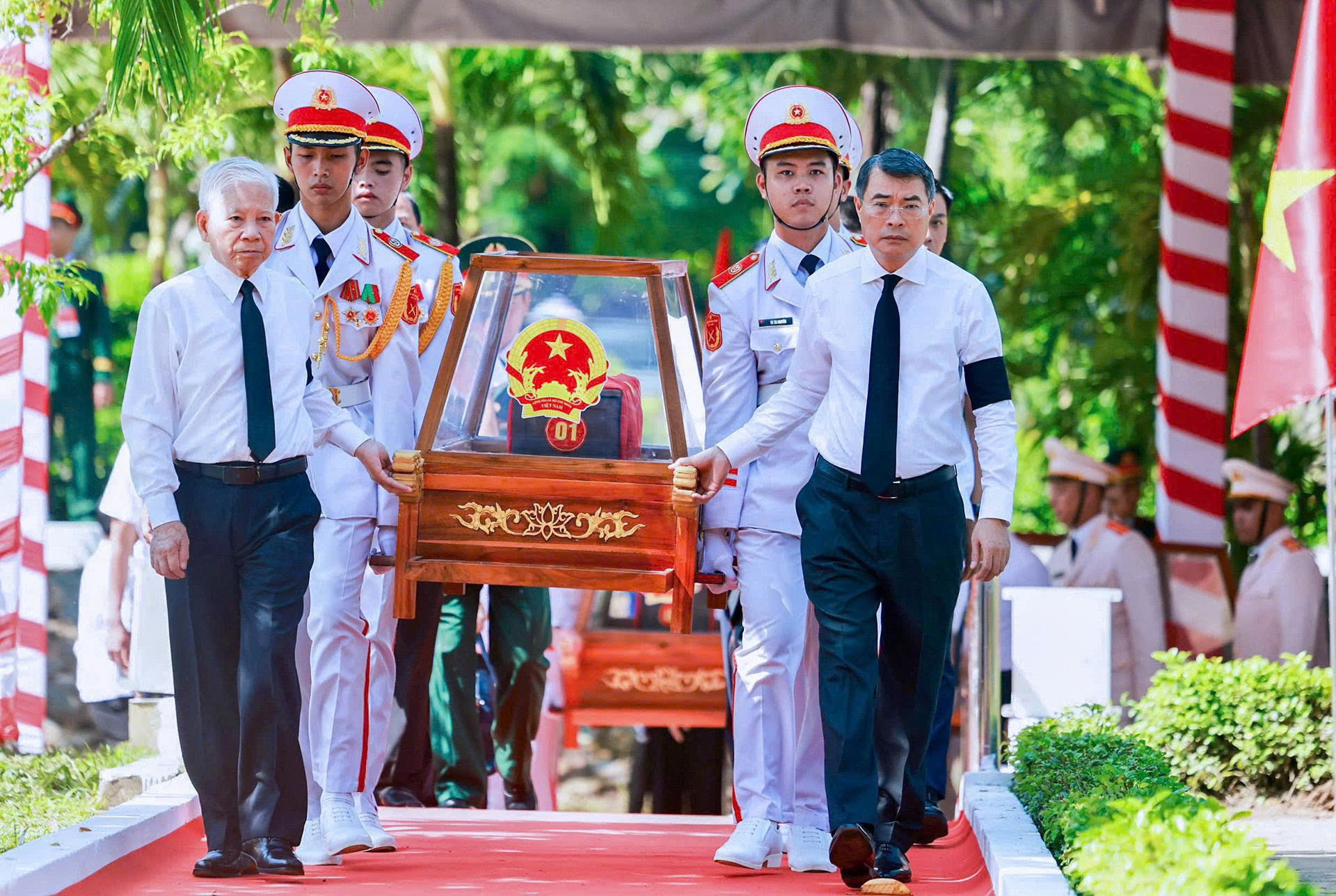 thutuong.jpg