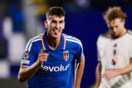 editorial_uefa_com fbl eur c1 como man_united (6).jpg
