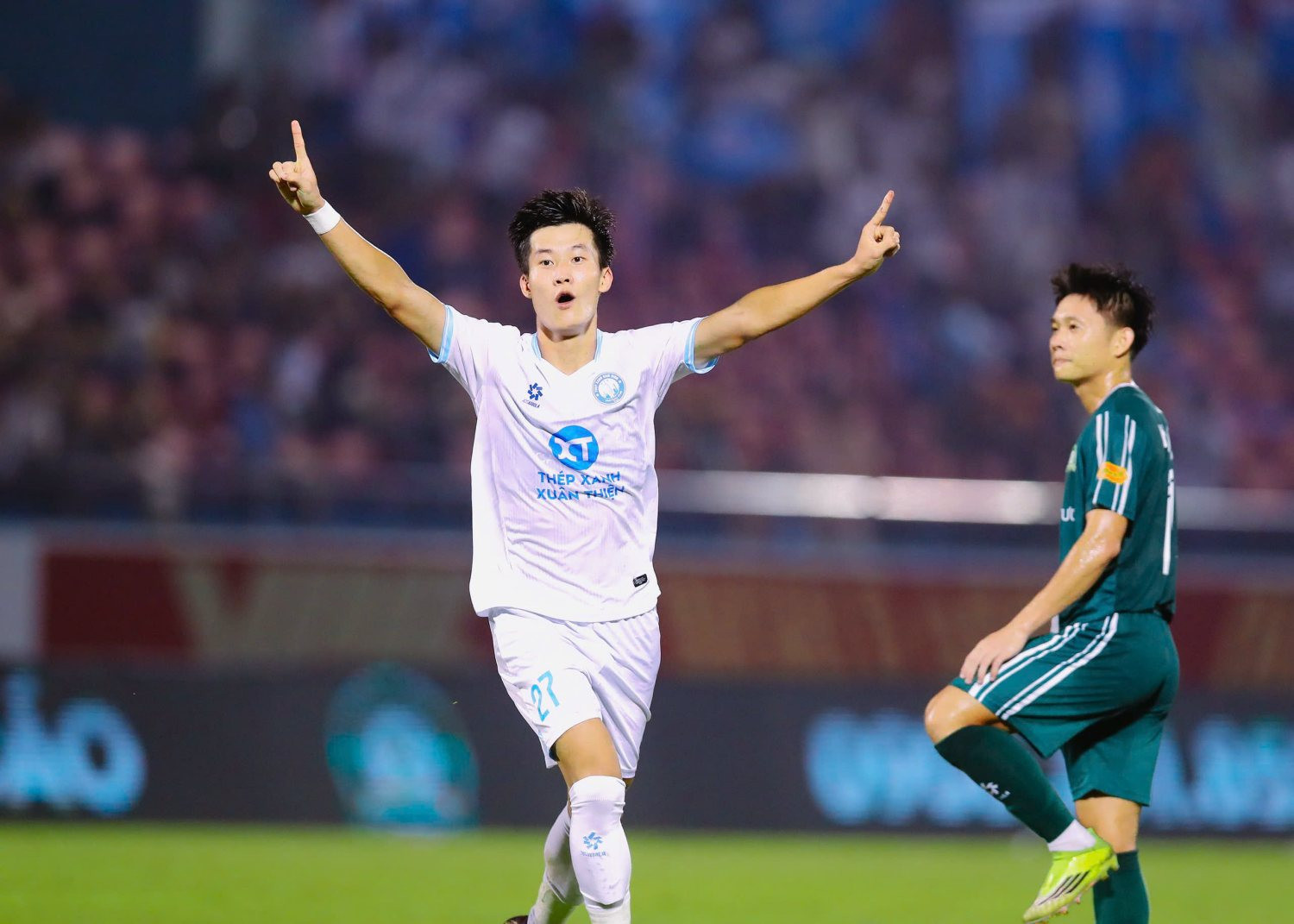 https://vms-files.vietnamnet.vn/vps_images/000001/000003/2026/10/24/dong-nai-vs-nam-dinh-4-1925.jpg?width=0&s=mGPj9d9q4Ox4kLix9E76Nw