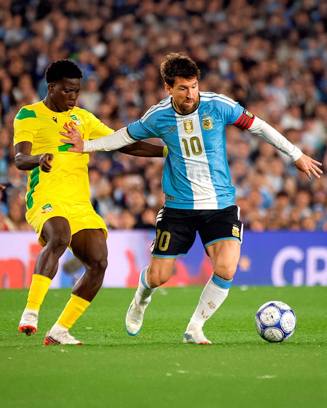 https://vms-files.vietnamnet.vn/vps_images/000001/000003/2026/10/7/argentina-messi-1-223.jpeg?width=0&s=4y7MWtUPaBAi9qvox7kn2A