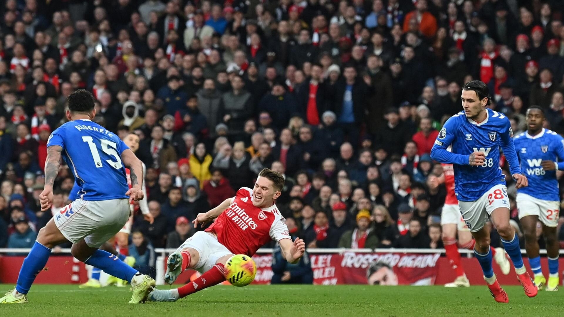 resources_premierleague_pulselive_com 2026 02 07T162946Z_470325051_UP1EM2719TLLY_RTRMADP_3_SOCCER ENGLAND ARS SUN.jpg