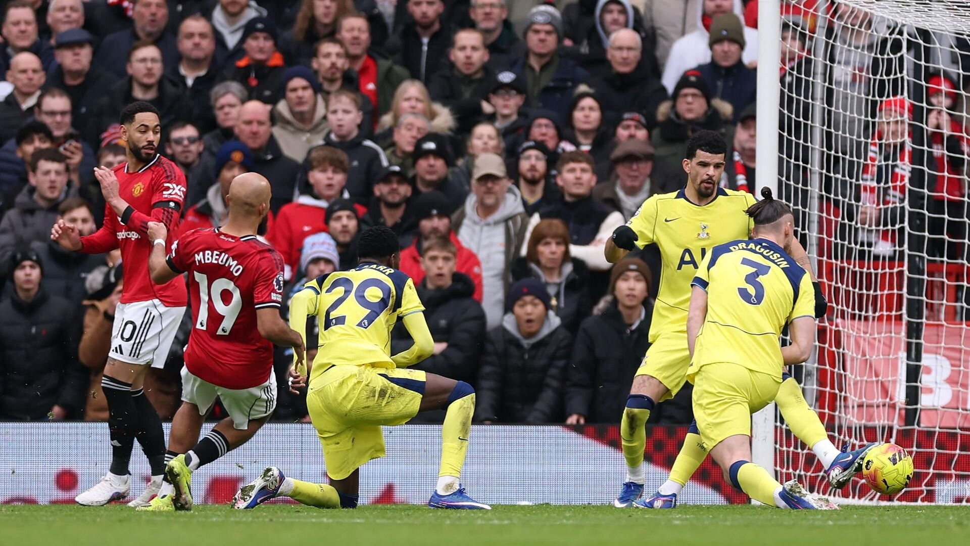 resources_premierleague_pulselive_com 2260367139.jpg