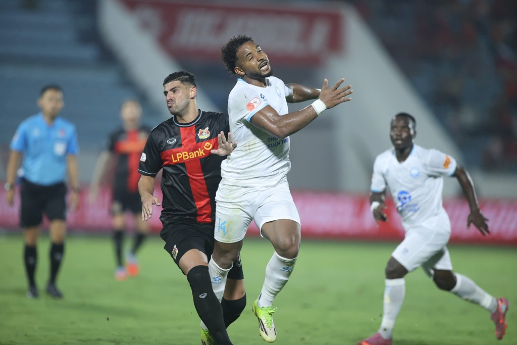 nam dinh vs ninh binh 4.jpg