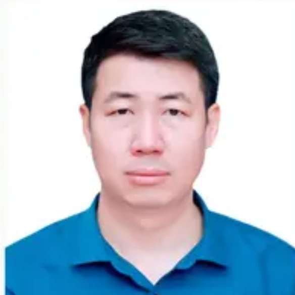 Ông Phạm Đức Nam