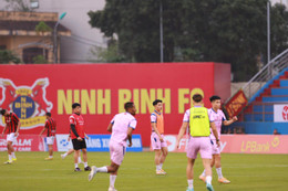 https://vms-files.vietnamnet.vn/vps_images/000001/000003/2026/3/14/ninh-binh-vs-cahn-1-1220.jpg?width=0&s=kqpaaxBfxgfPB7l9EShRpg