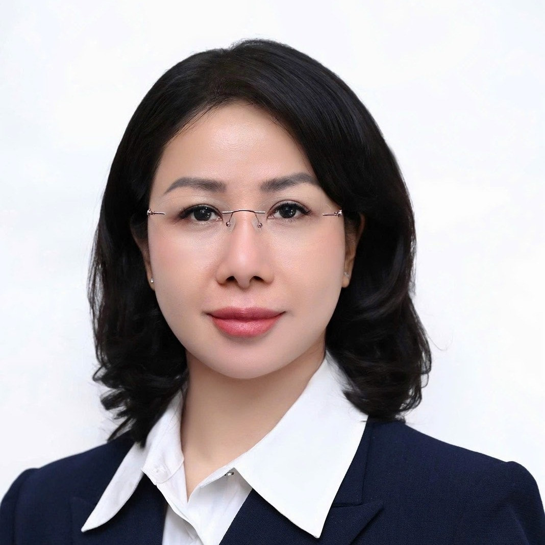 Bà Phan Thị Thùy Linh