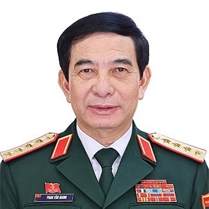 Ông Phan Văn Giang