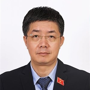 Ông Nguyễn Mạnh Hùng