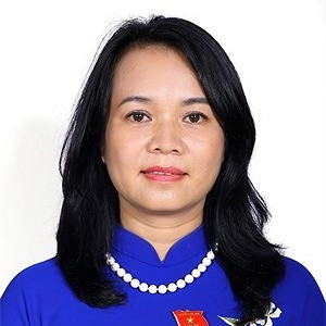 Bà Phạm Thị Hồng Yến
