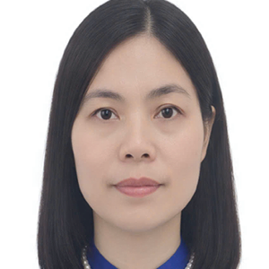 Bà Trần Thị Oanh