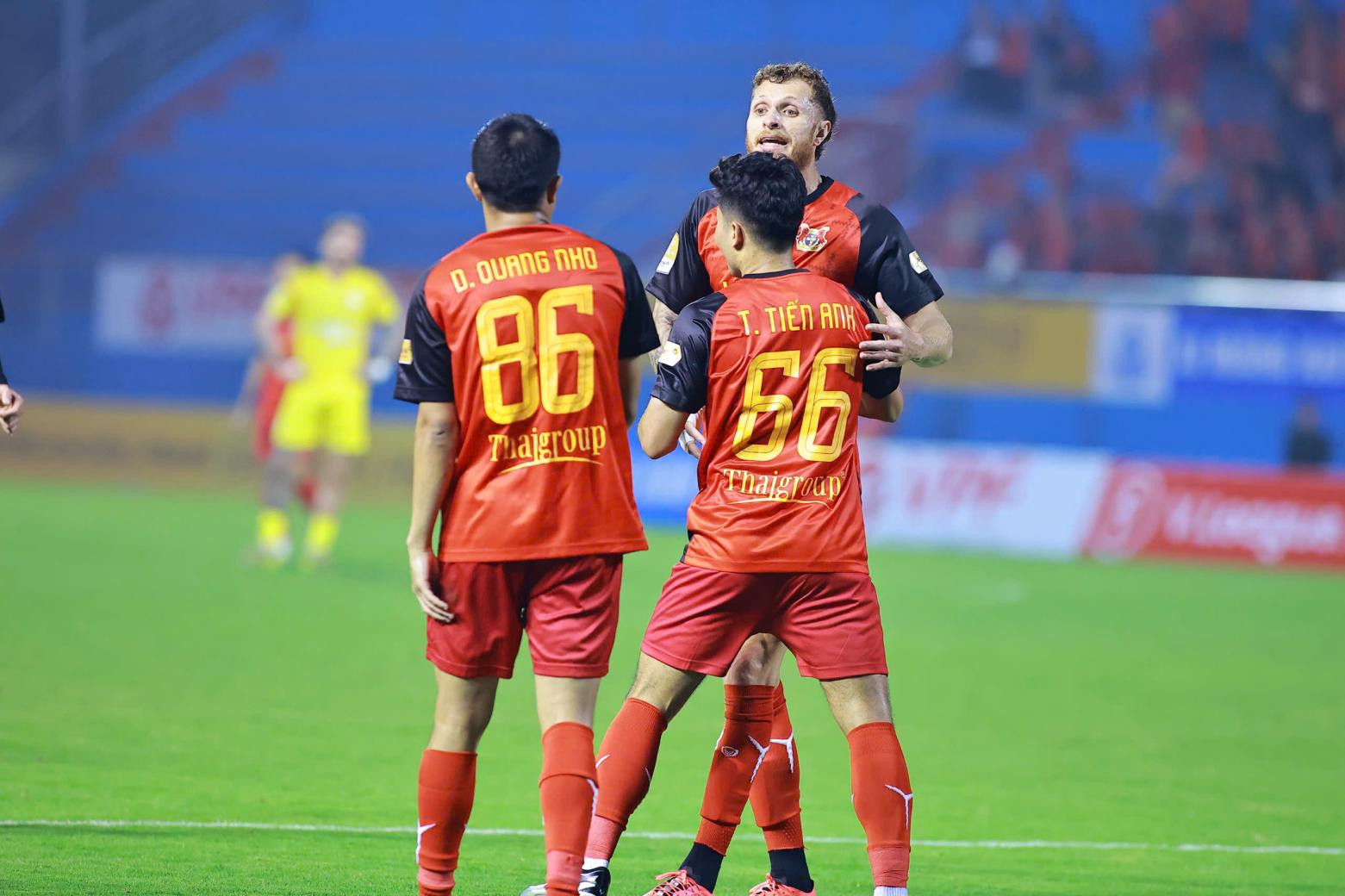 ninh binh vs pvf.jpg