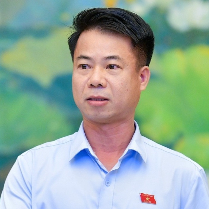 Ông Hoàng Quốc Khánh