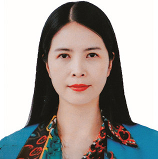 Bà Trần Lan Phương 
