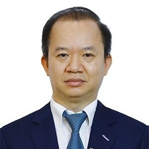 Ông Bùi Hoài Sơn