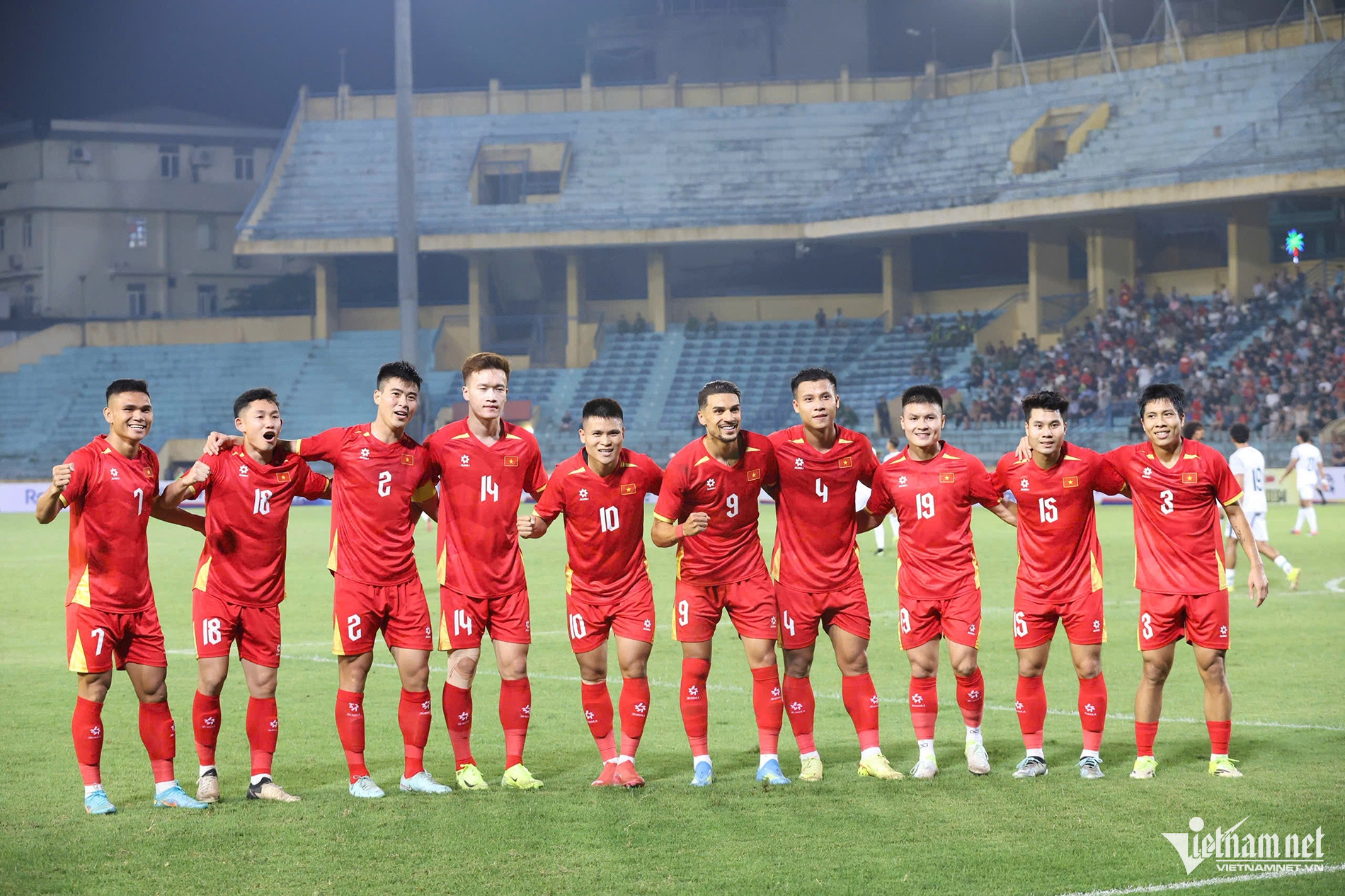 https://vms-files.vietnamnet.vn/vps_images/000001/000003/2026/3/26/tuyen-viet-nam-bangladesh-3-2363.jpeg?width=0&s=2mF8UO7G3NiPBpZPvSEL3Q