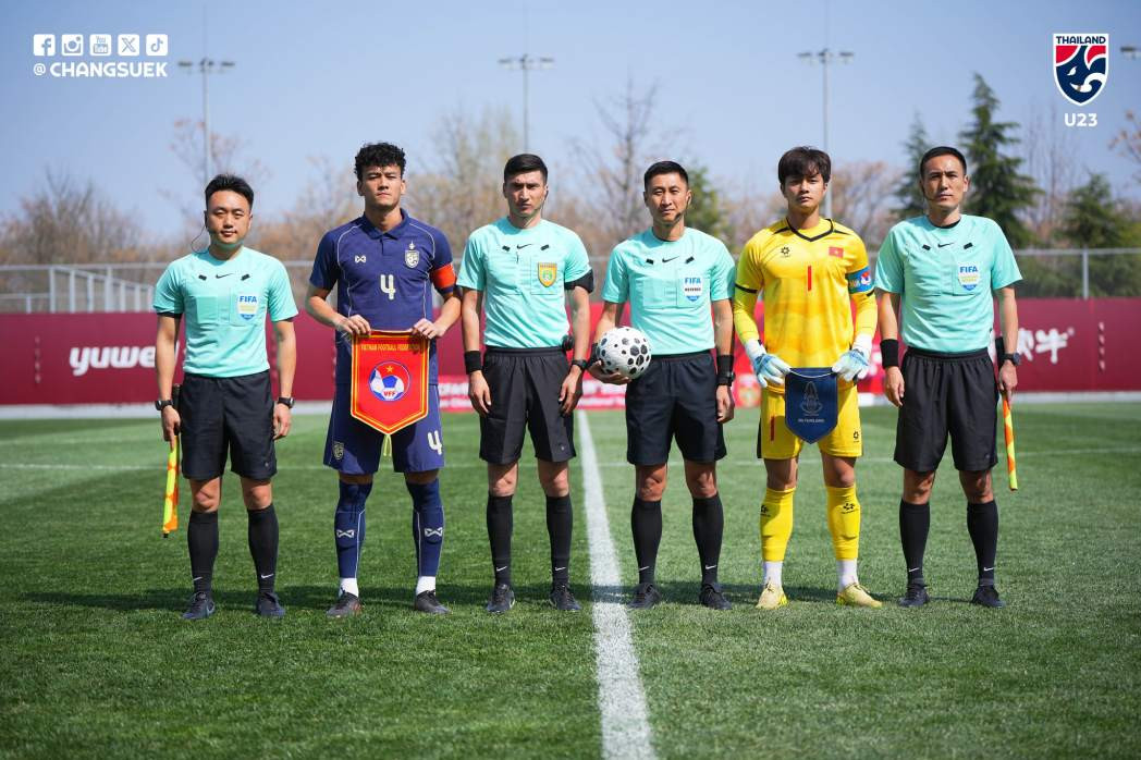 u23 viet nam vs u23 thai lan.jpg