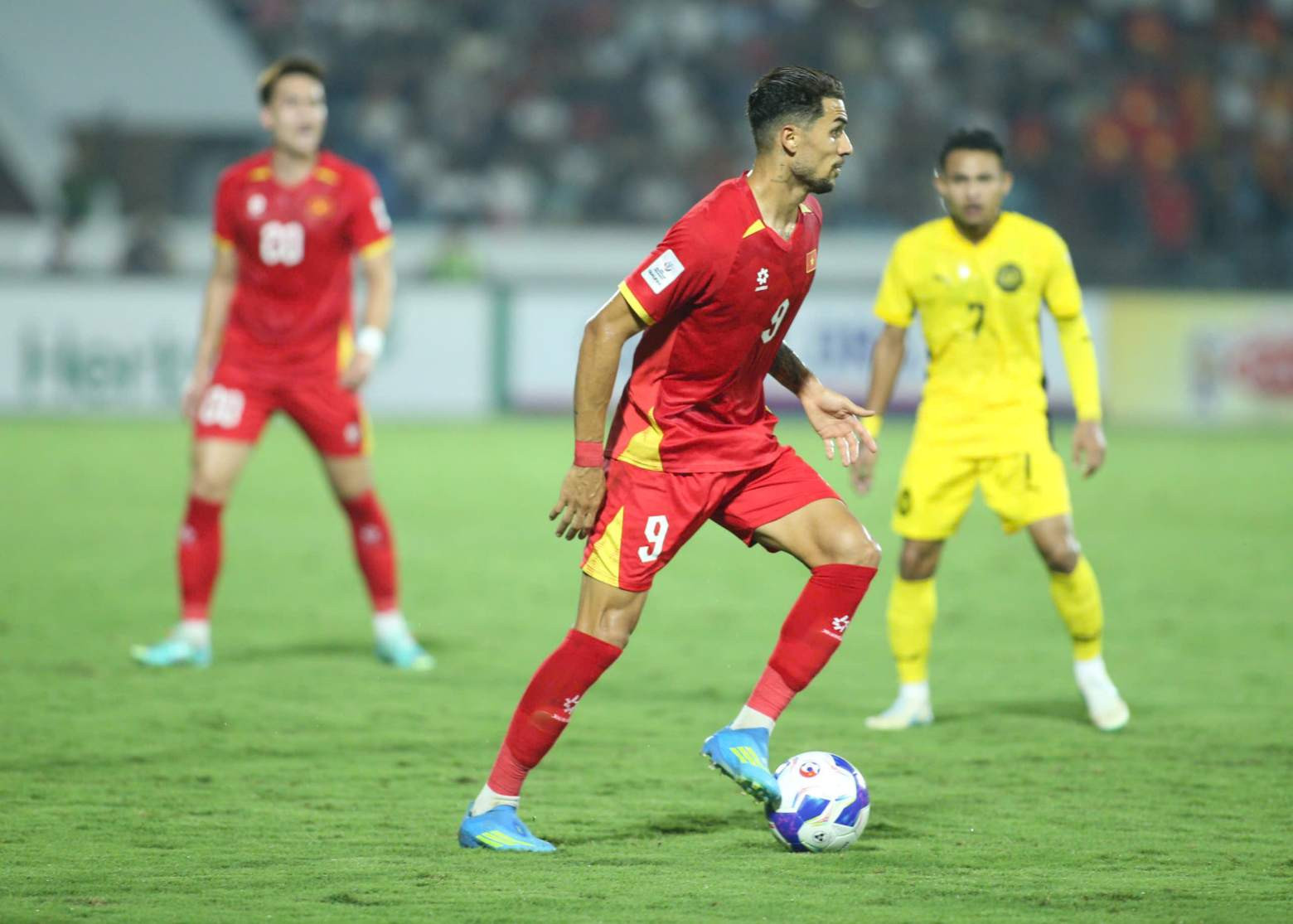 Trực tiếp bóng đá Việt Nam 2-0 Malaysia: Hoàng Hên kiến tạo, Xuân Son ghi bàn viet nam vs malaysia 3.jpg