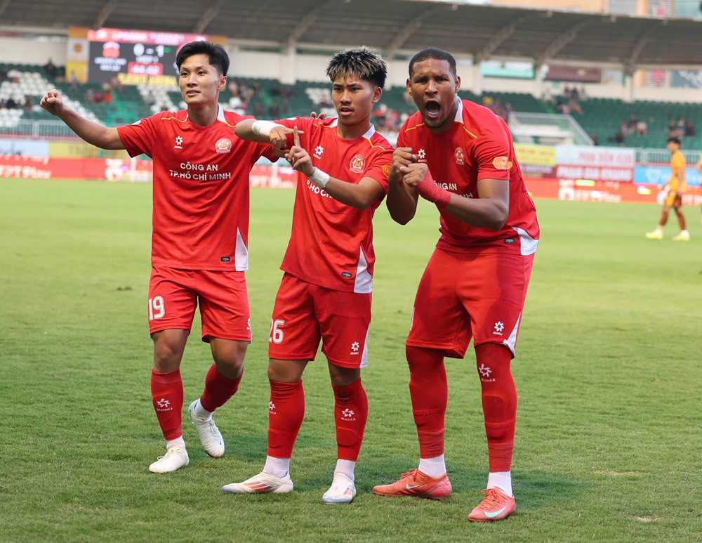 hagl vs ca tphcm 6.jpg