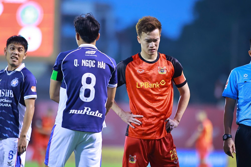 ninh binh vs da nang 1.jpg