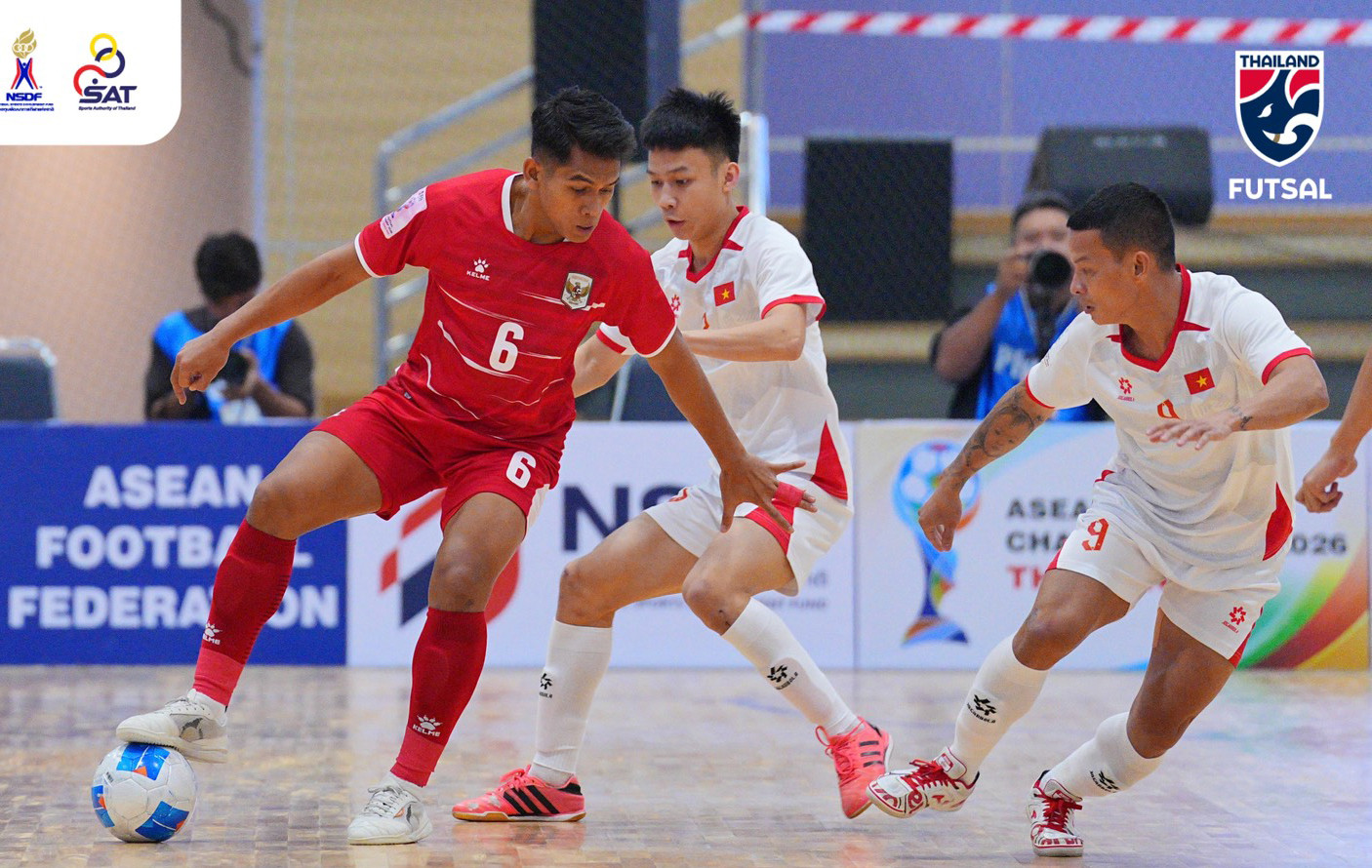 tuyen futsal viet nam indonesia 7.jpg